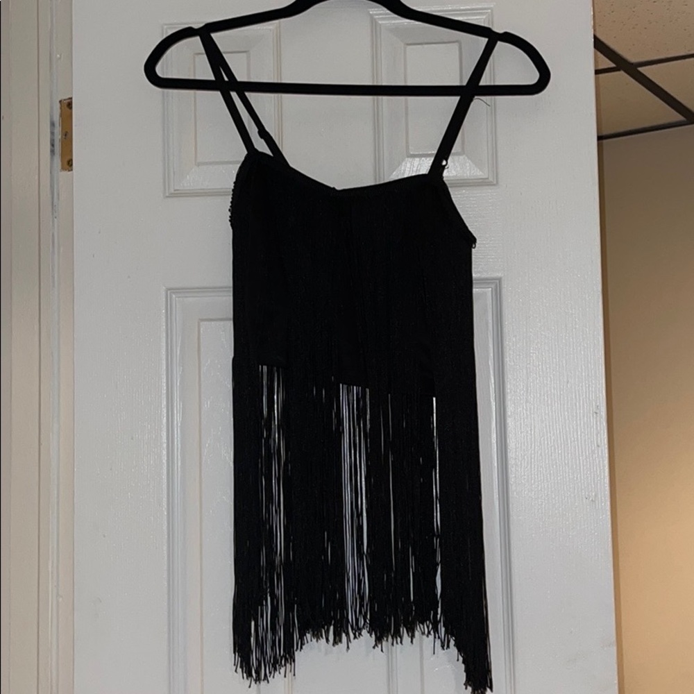 FRINGE CROP TOP